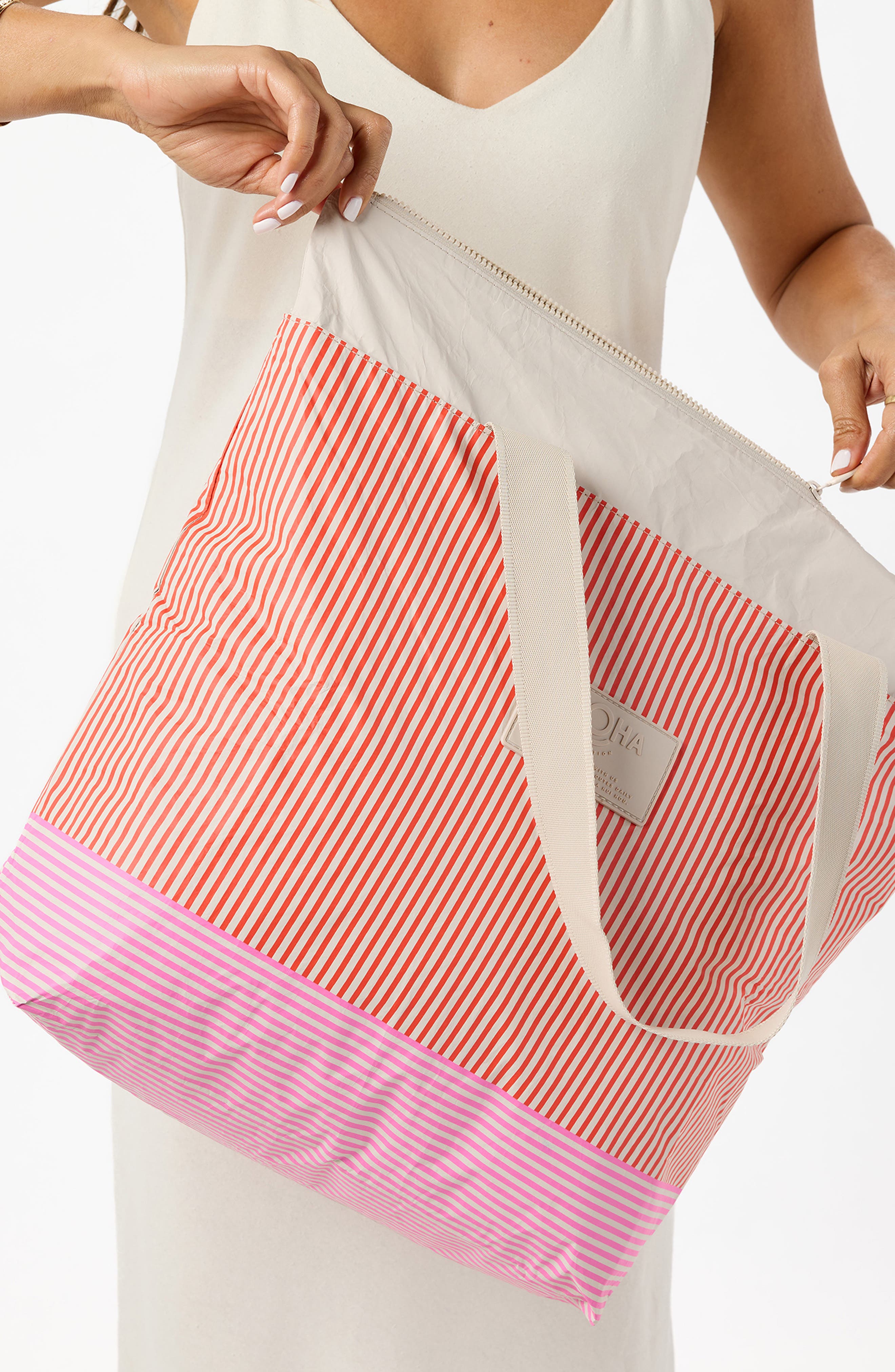 Aloha Collection Day Tripper Cabana Day Water Resistant Tote, Alternate, color, Red Haute/ Sandstone