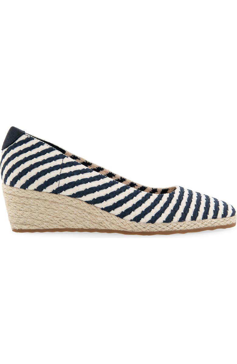 Aerosoles Roma Wedge Pump, Alternate, color, Eggnog/ Navy Stripe