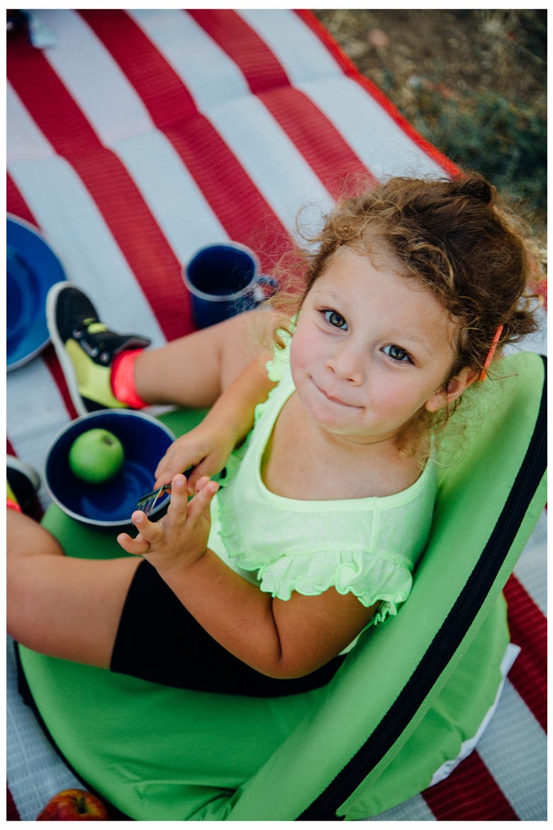 Kids' Multi Fold Padded Seat, Alternate, color, GREEN
