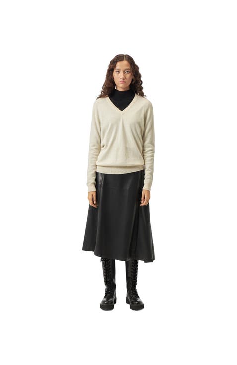 Essential Cashmere V-Neck Sweater