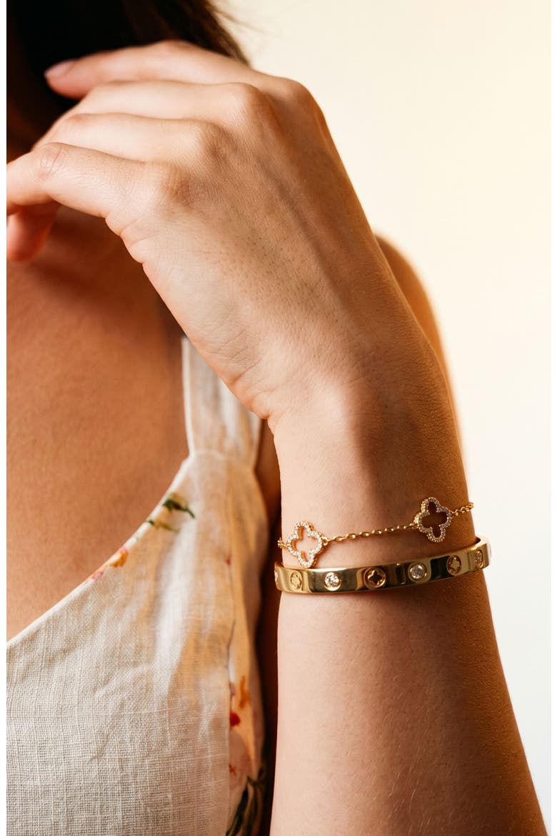 Set of 2 Clover Bracelets, Alternate, color, GOLD