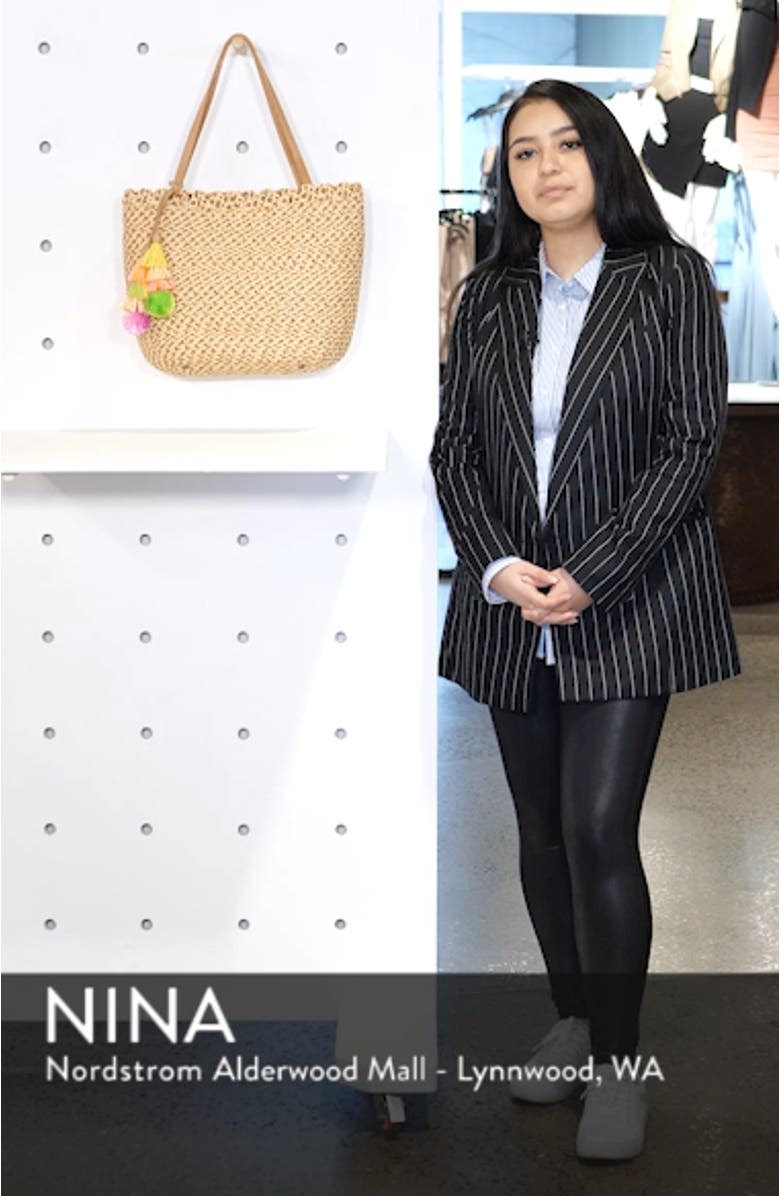 Mita Squishee<sup>®</sup> Tote, sales video thumbnail