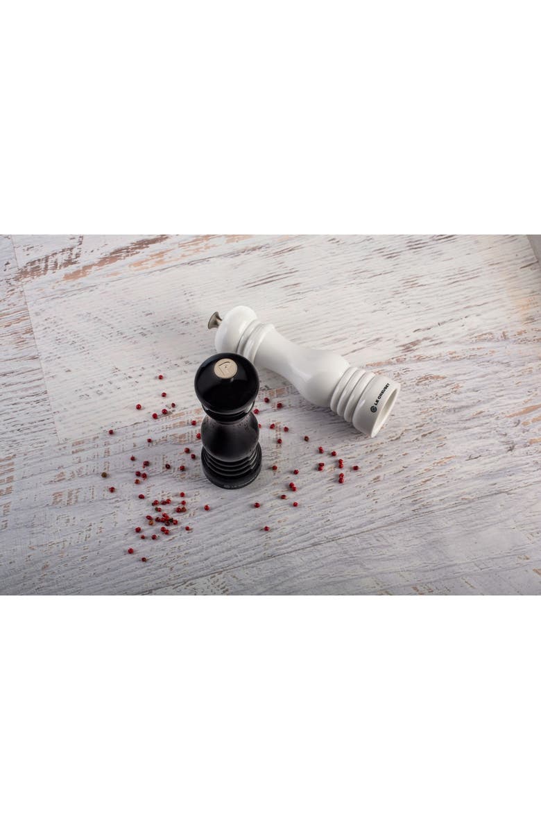 Le Creuset Salt & Pepper Mill Set, Alternate, color, Black And White