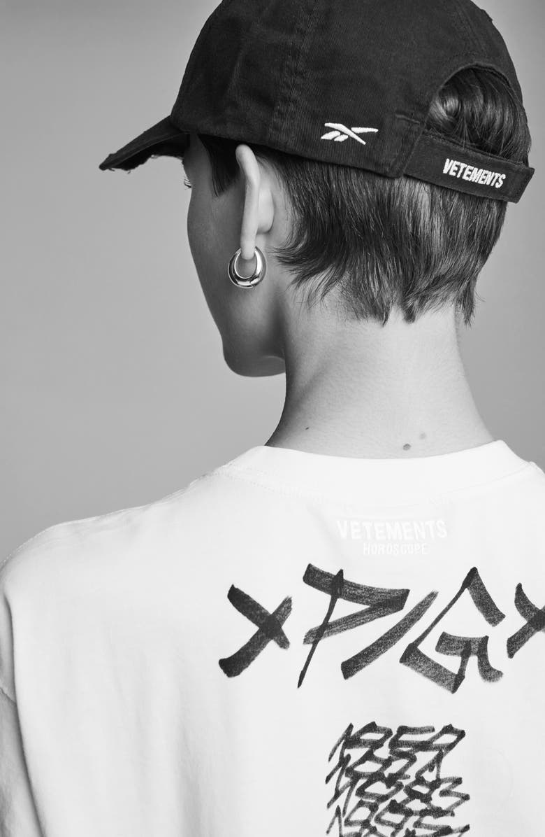 Tom Wood Medium Ice Hoop Earrings, Alternate, color,