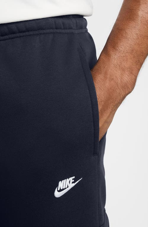 Nike Club Fleece Cargo Sweatpants In Black