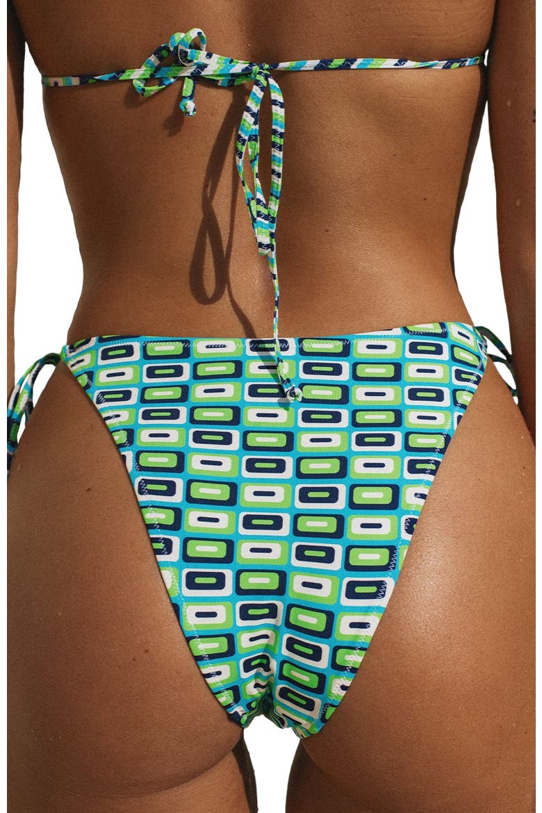 Melody Bottom, Alternate, color, Dirty Martini