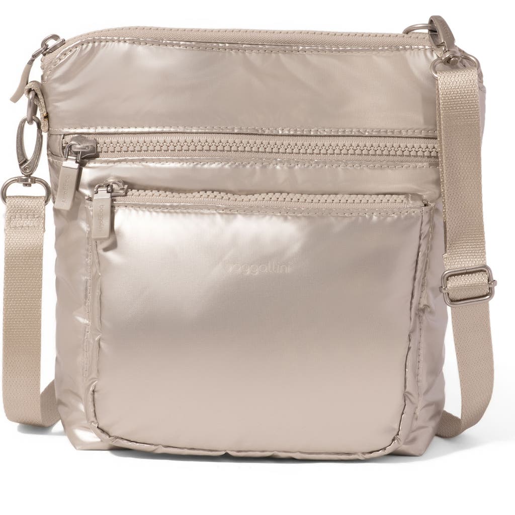 Baggallini Modern Pocket Crossbody Bag In Platinum Ecopuff