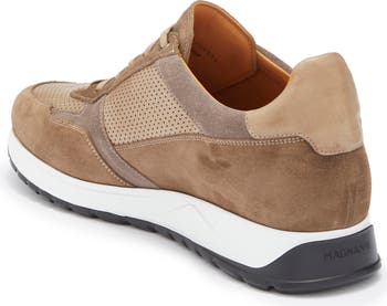 Fado Perforated Sneaker