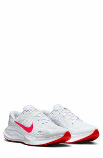 Nike Journey Road Runner Sneaker