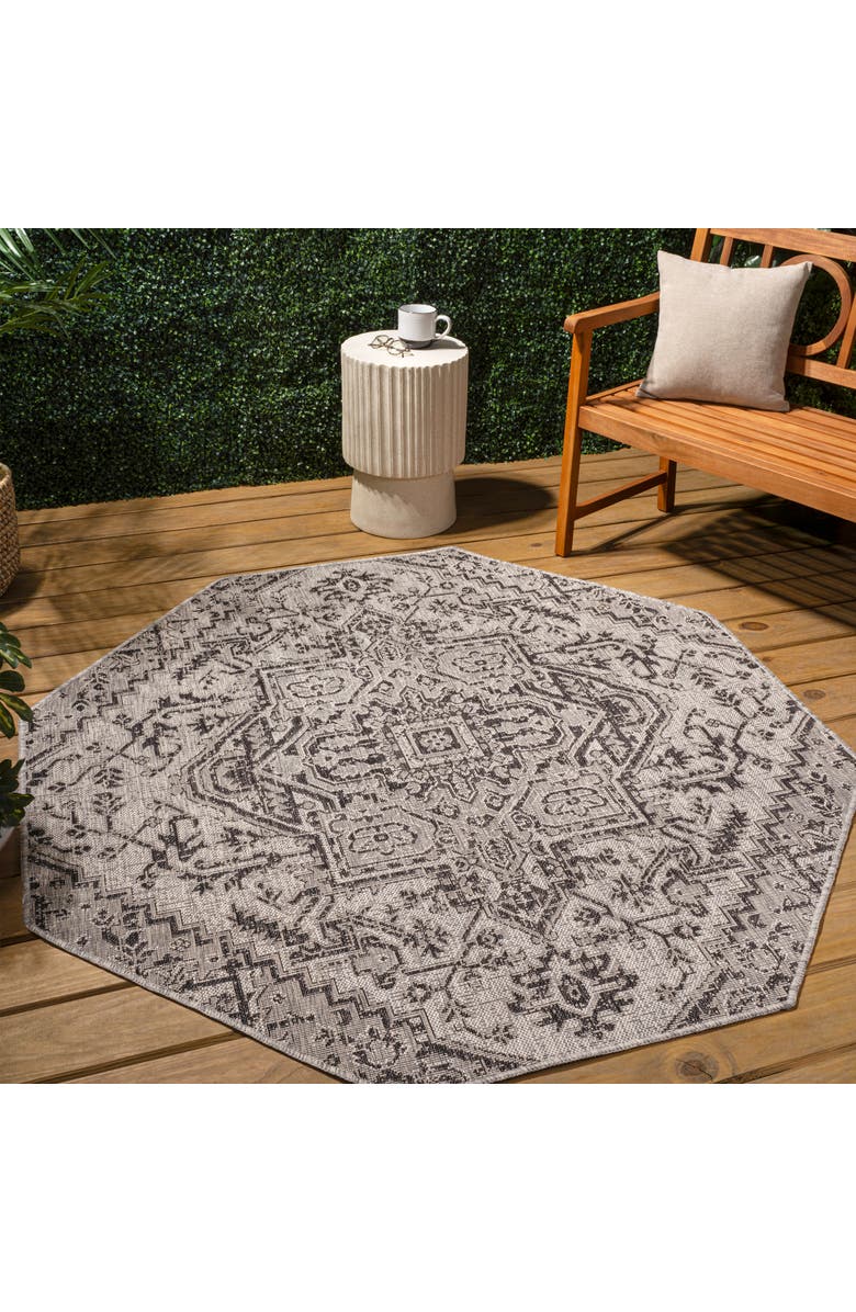 JONATHAN Y Estrella Bohemian Medallion Textured Weave Octagon Indoor/Outdoor Area Rug, Alternate, color, Black/Gray