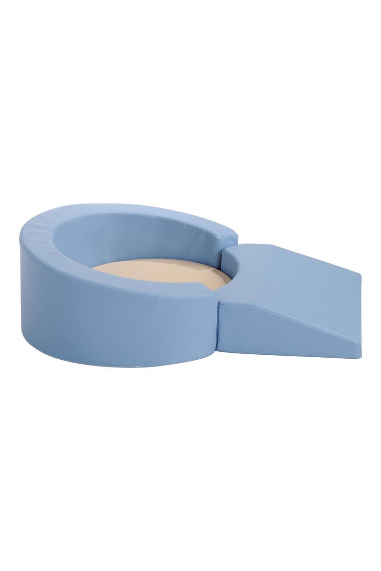 Roundabout Retreat, Alternate, color, Blue
