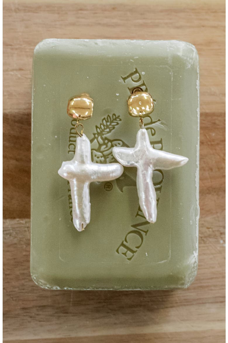 Colette Cross Earrings, Alternate, color, Stud / Gold