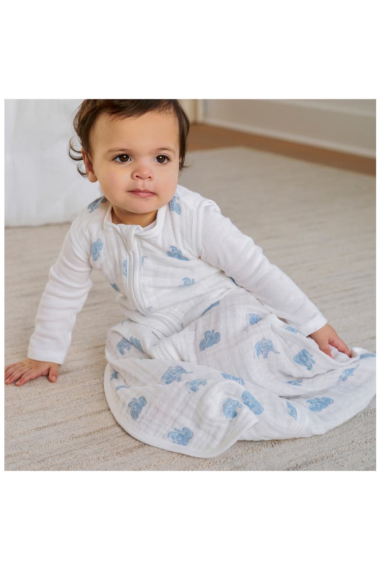 Organic Cotton Muslin Wearable Blanket, Alternate, color, ANIMAL KINGDOM