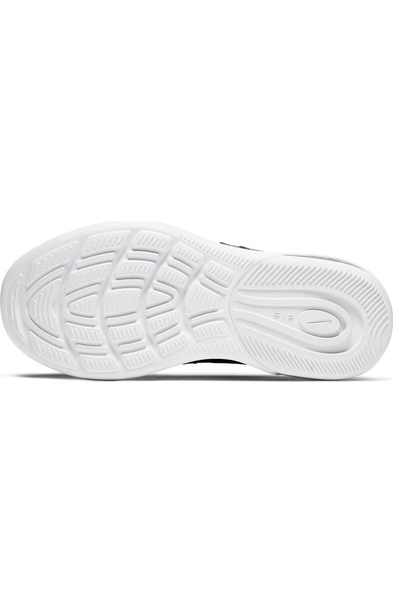 Nike Air Max Axis Sneaker, Alternate, color,