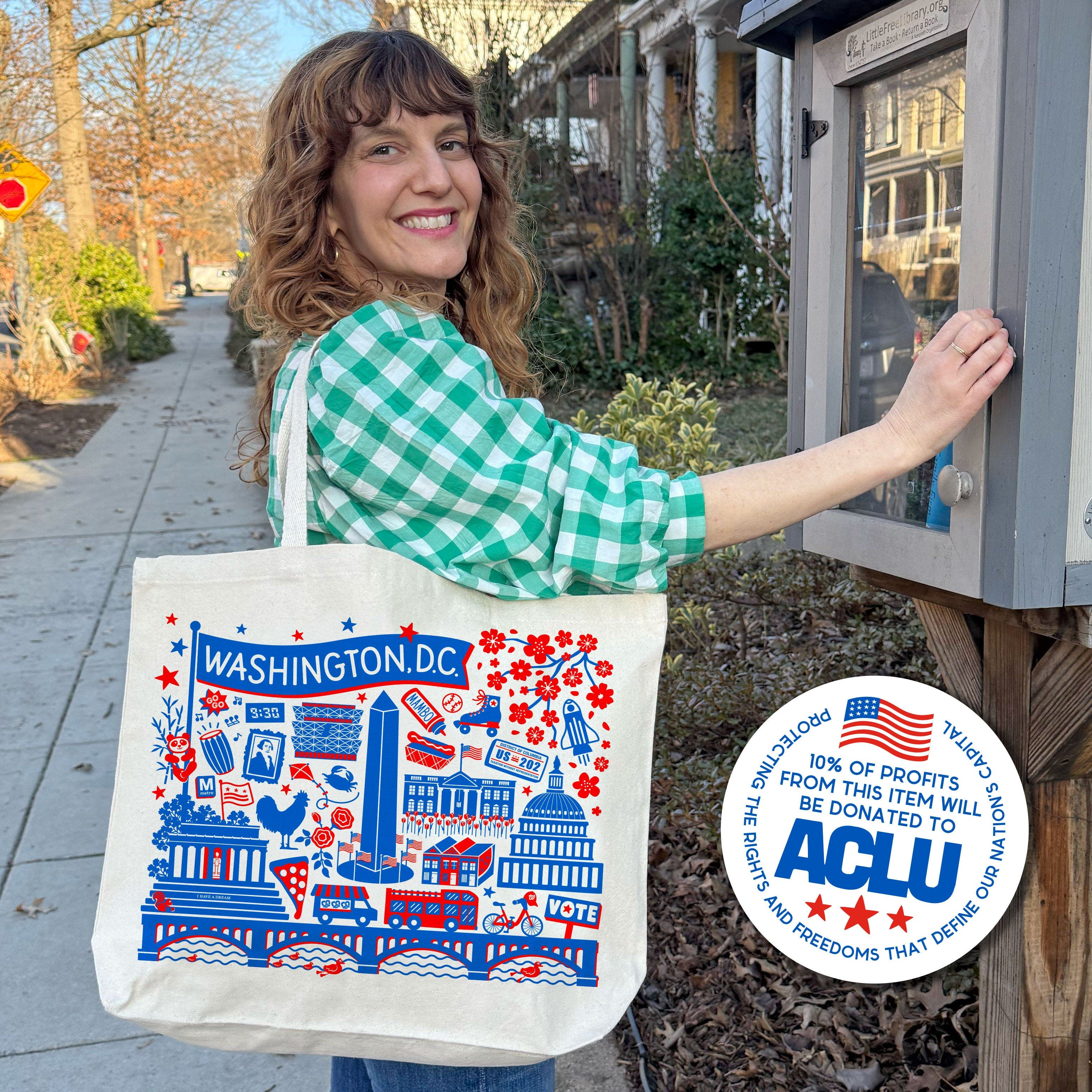 The Neighborgoods Washington DC Landmarks Candle & Tote Gift Set, Alternate, color, Blue