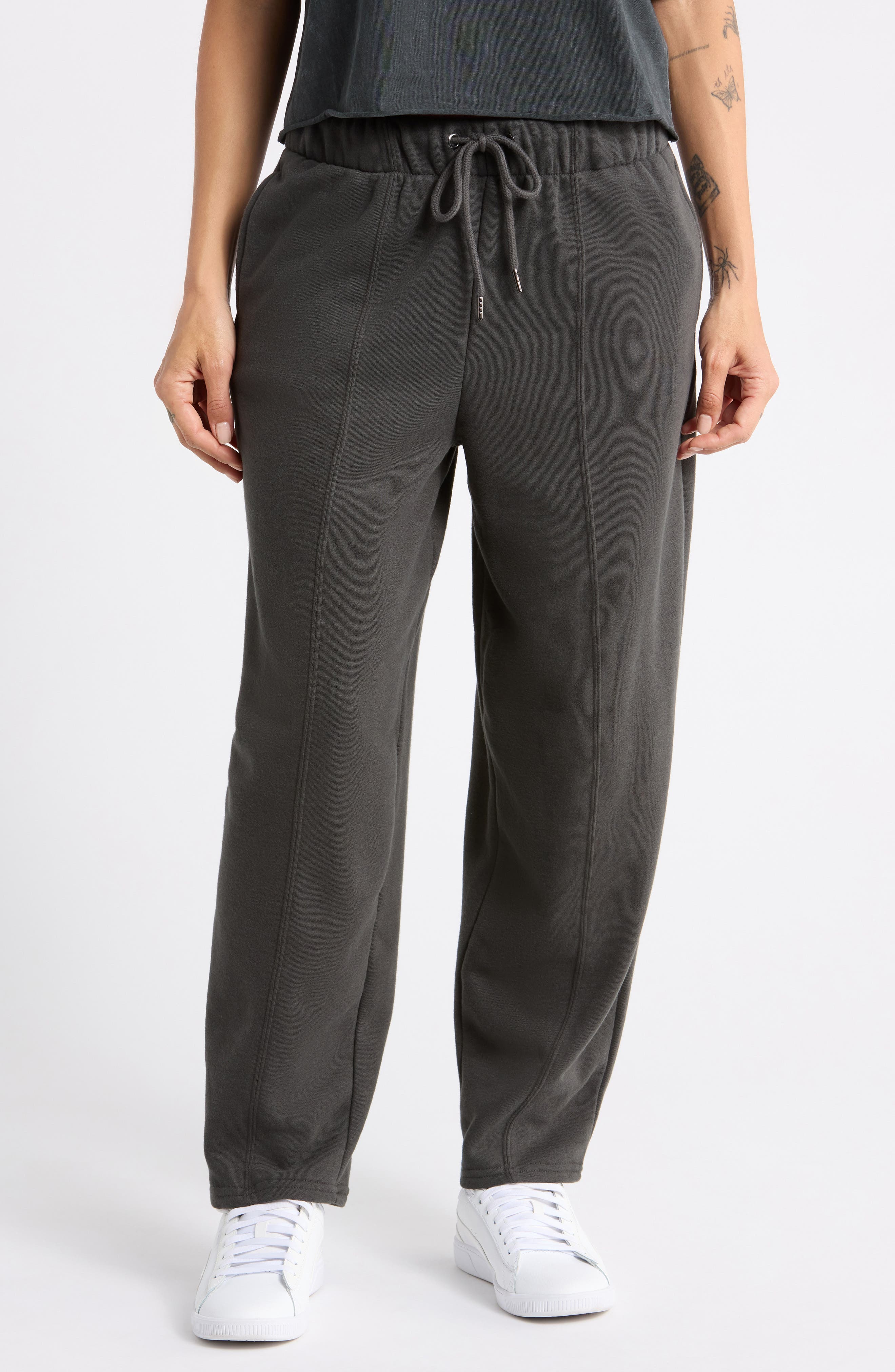 Lindy Ankle Barrel Leg Sweatpants