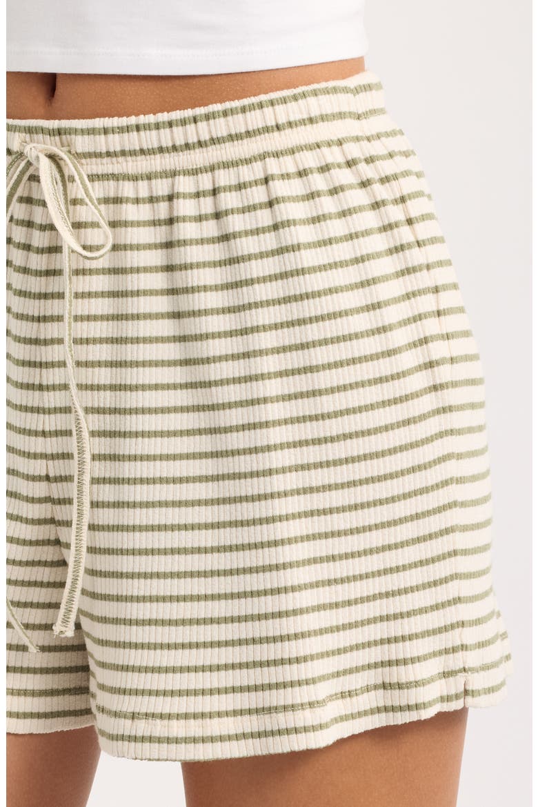 Easy Livin' Shorts, Alternate, color, ARMY GREEN
