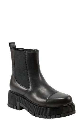 Marc Fisher Ltd Bermuda Lug Sole Chelsea Boot