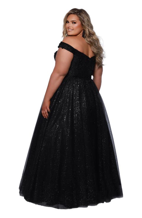 Off the Shoulder V-Neckline Plus Size Ballgown