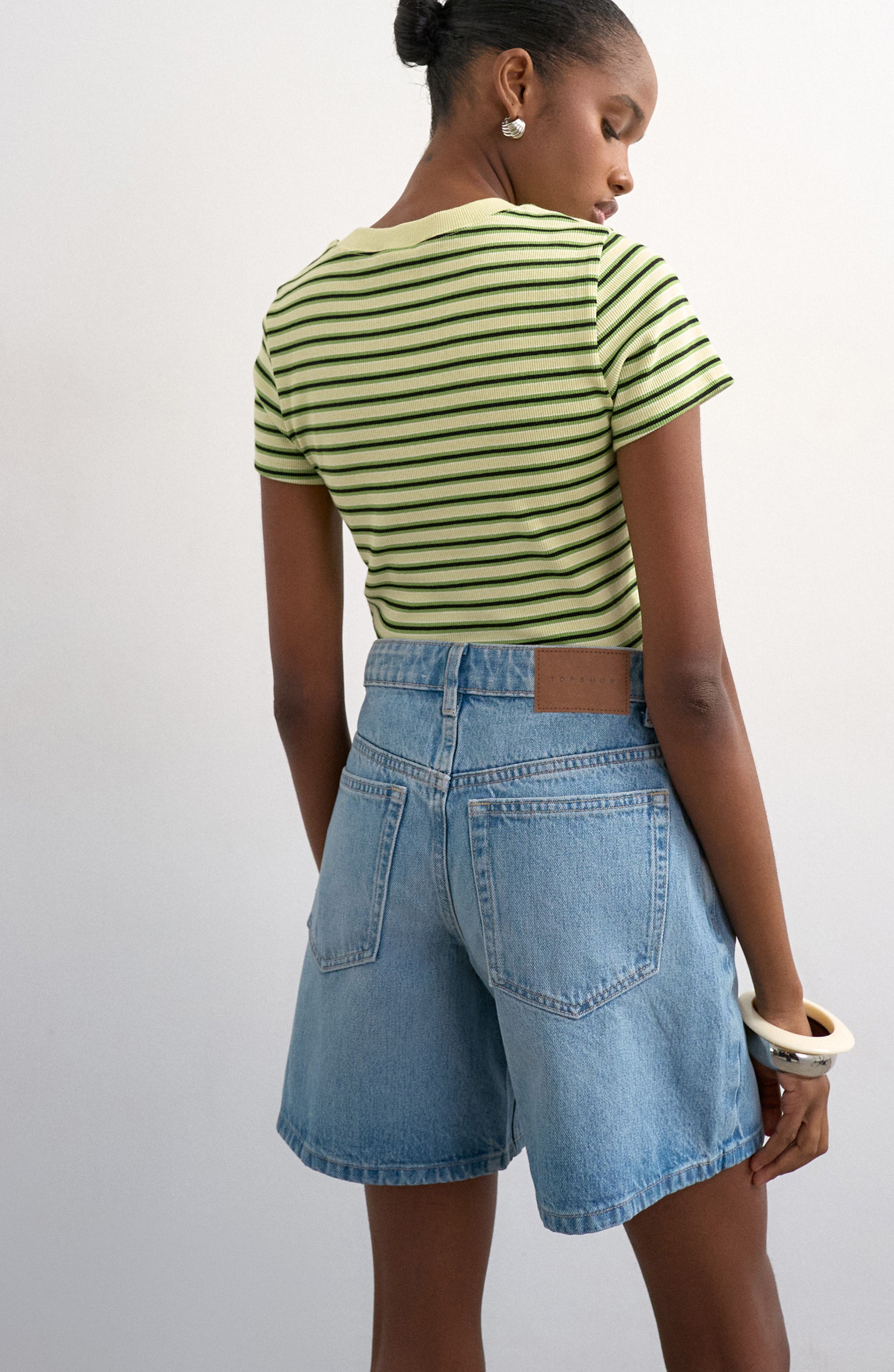Editor Mid Rise Denim Shorts - image 2
