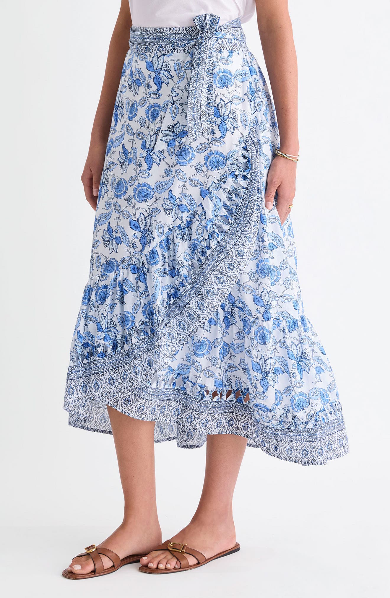 selected INDIE FLORAL WHITE