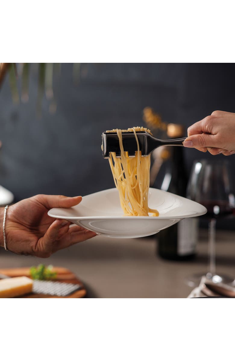 Villeroy & Boch Vapiano Pasta Plate Pair, Alternate, color, White