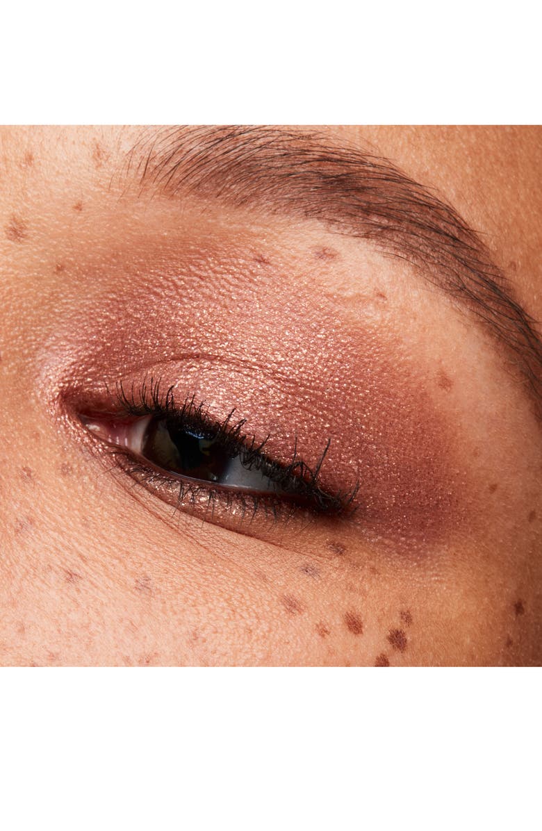 MAC Cosmetics Dazzleshadow Liquid Eyeshadow, Alternate, color, Rayon Rays (Shimmer)