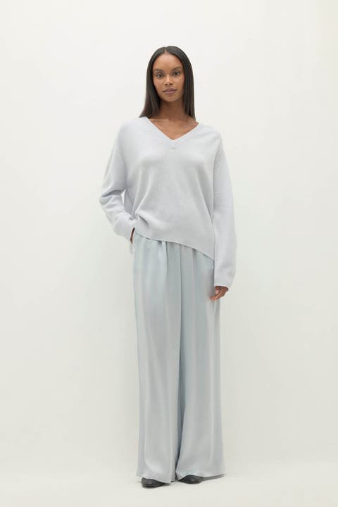 Sydney V-Neck Cashmere Sweater