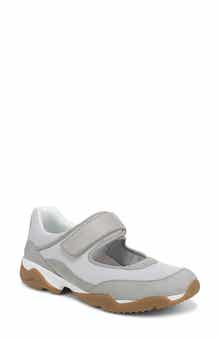 Vionic Walk Slim Giselle Mary Jane Sneaker