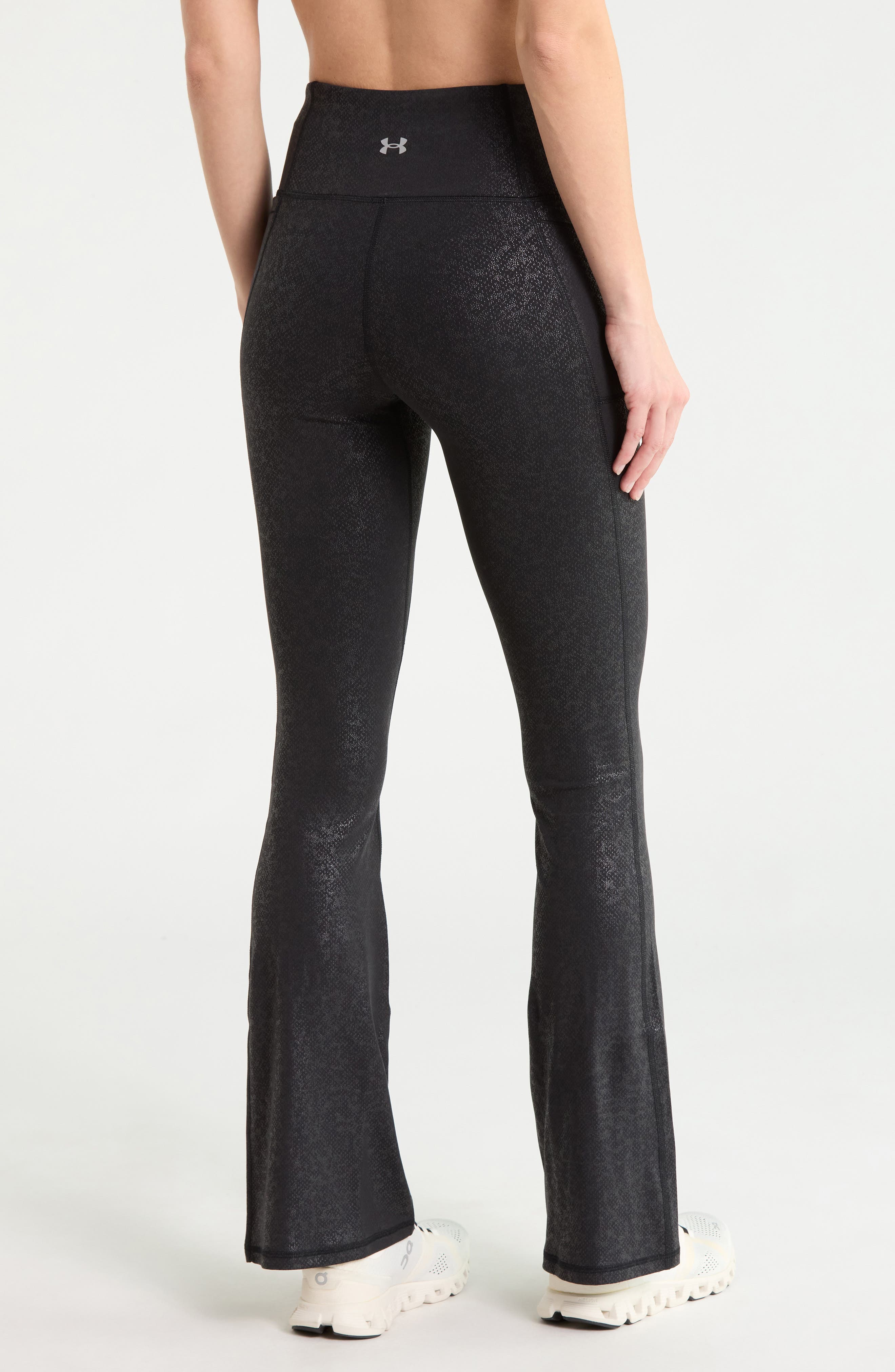 Movement Gloss Flare Leggings