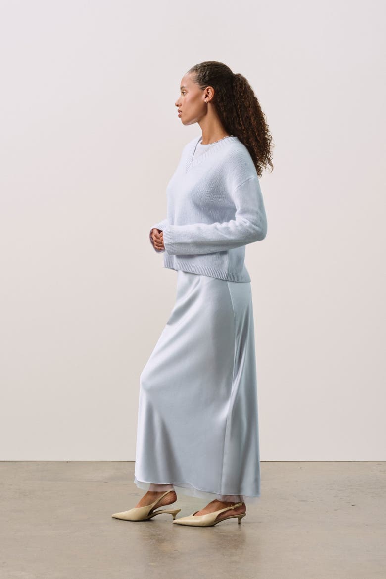 FARAH CASHMERE V-NECK, Alternate, color, Cloud