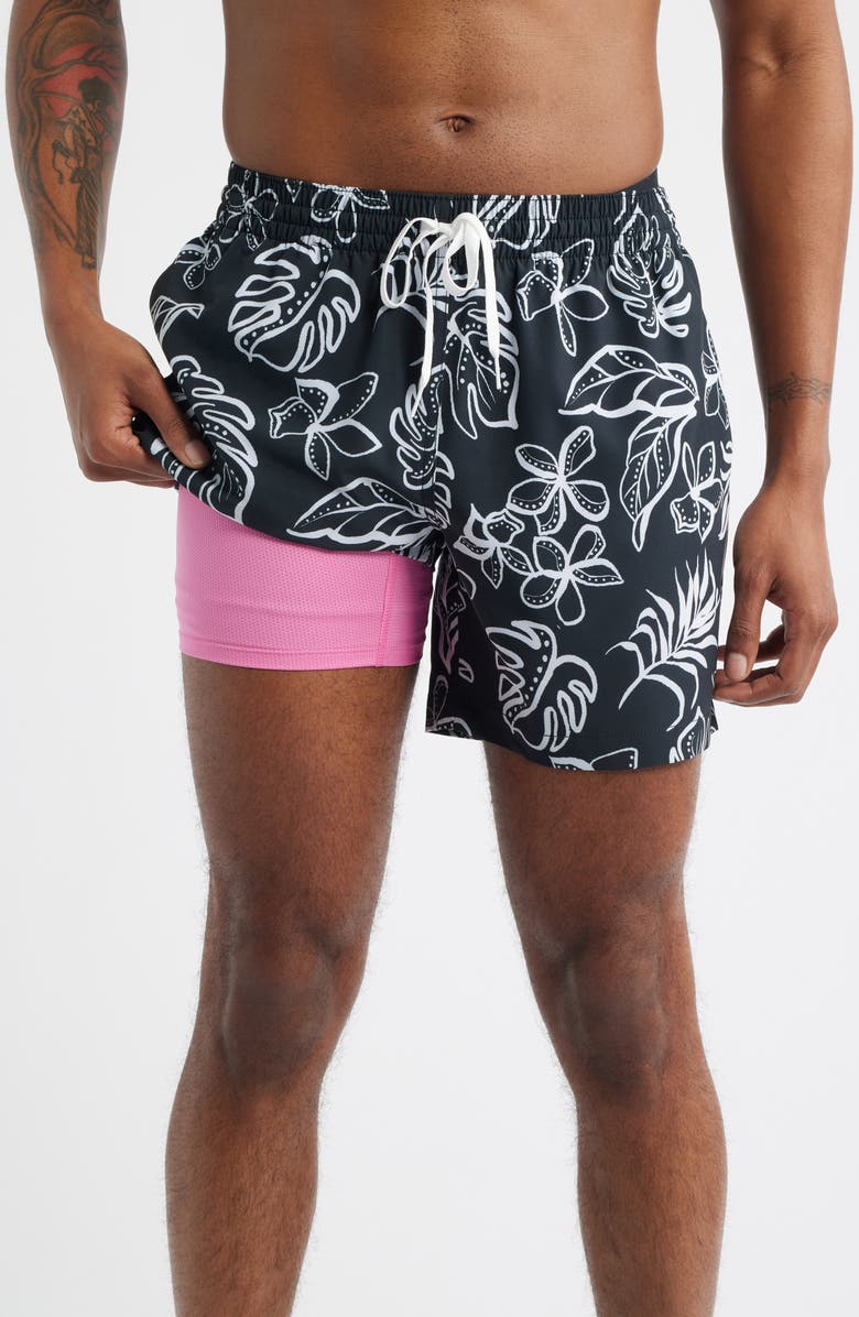 Chubbies Briefly in Paradise 5.5-Inch Swim Trunks, Alternate, color, Black Pattern Base Plaids