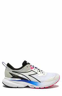Diadora Mythos Blushield Vigore 5 Running Shoe