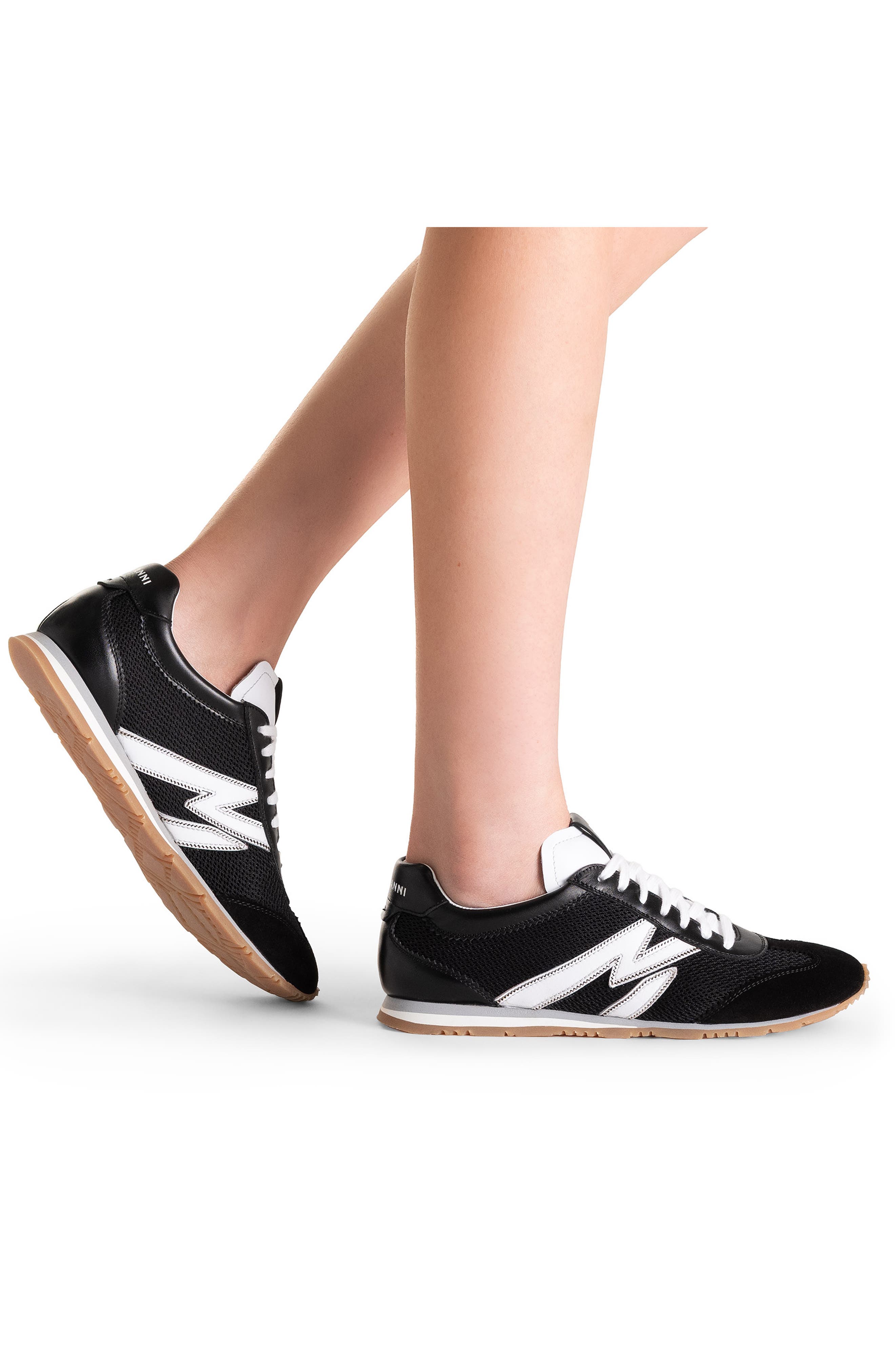 Magnanni Lizzy Sneaker, Alternate, color, White And Black