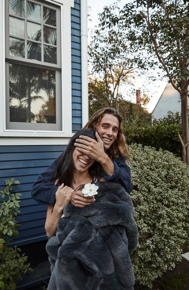 UnHide The Marshmallow 2.0 Medium Faux Fur Throw Blanket, Alternate, color, Charcoal Charlie