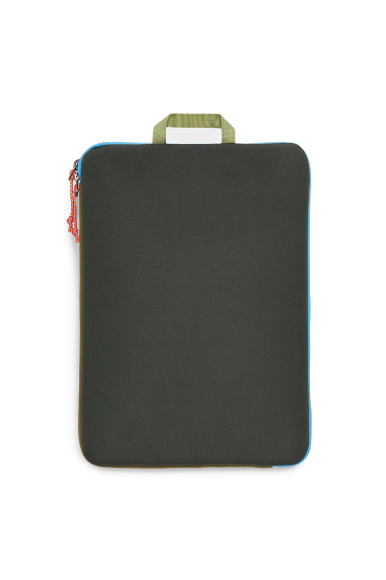 14" Laptop Sleeve - Cada Día, Alternate, color, Live Oak/Woods