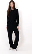ON/OFF Essentials The Flow Pant