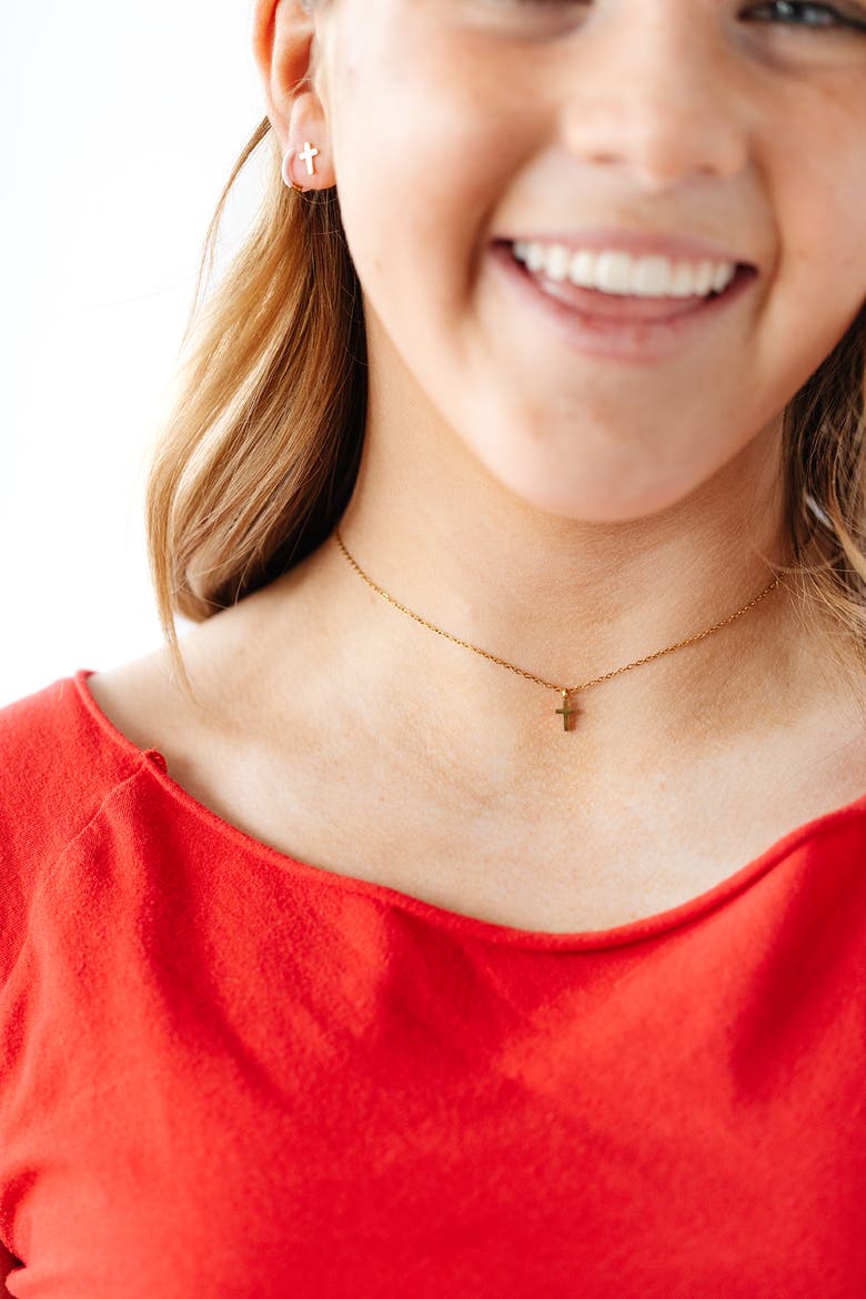Cross Pendant Necklace, Alternate, color, Gold