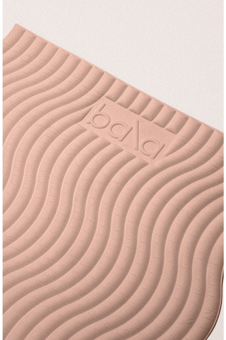 The Plush Mat, Alternate, color, Sand / Wavy