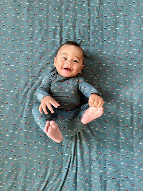 Gunamuna Convertible Pajama In Green