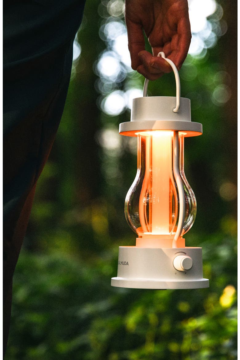 The Lantern, Alternate, color, WHITE
