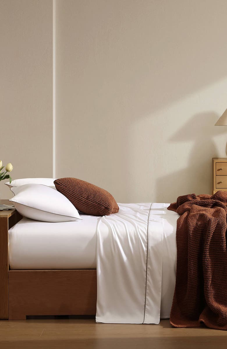 Sunday Citizen Set of 2 Contrast Piping Shams, Alternate, color, White / Taupe