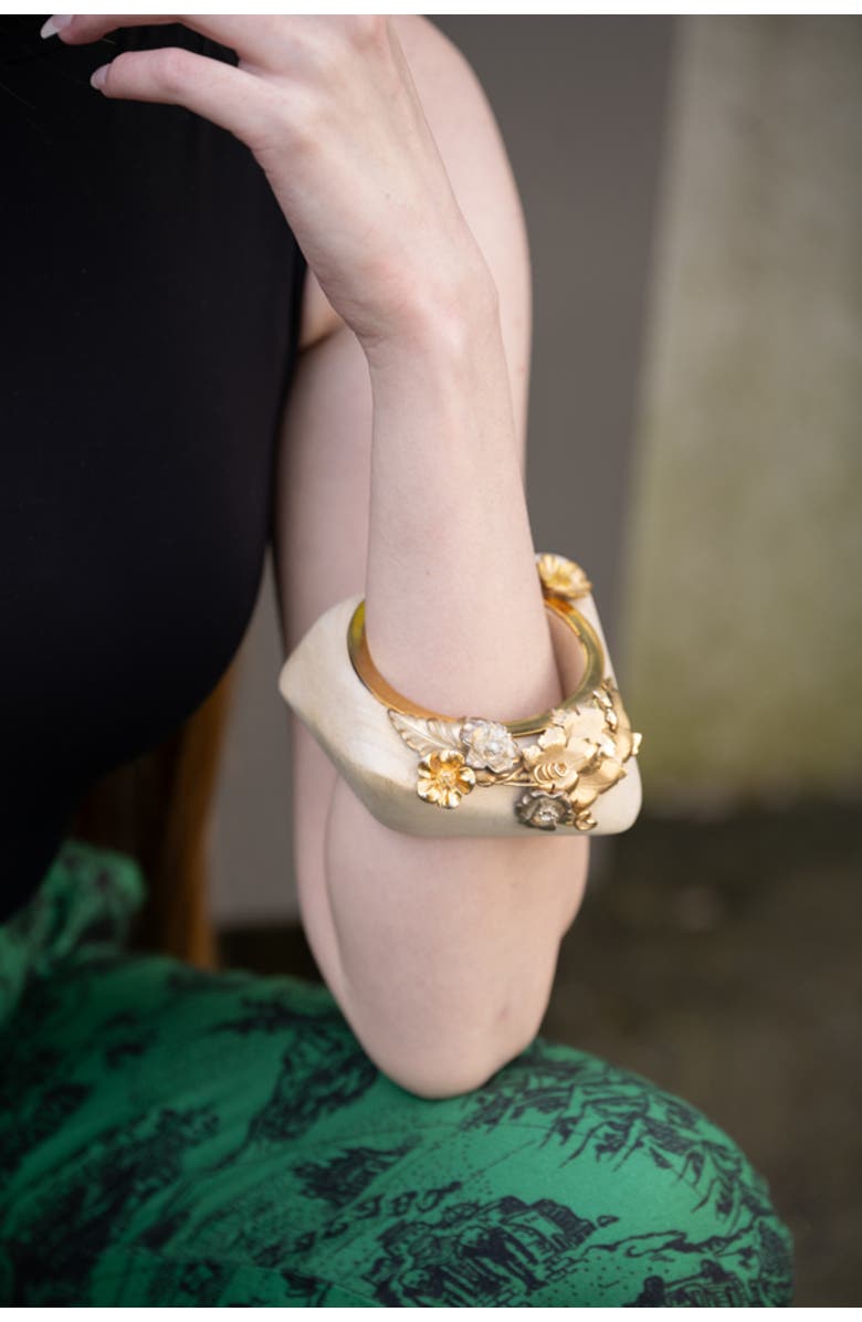 Lunaversoul Floral Chunky Wood Bangle, Alternate, color, Ivory/Gold