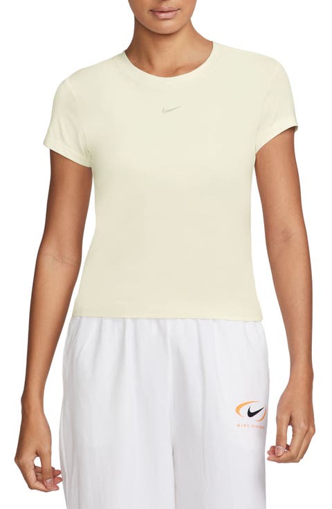 Sportswear Club Chill Knit Mod Crop T-Shirt