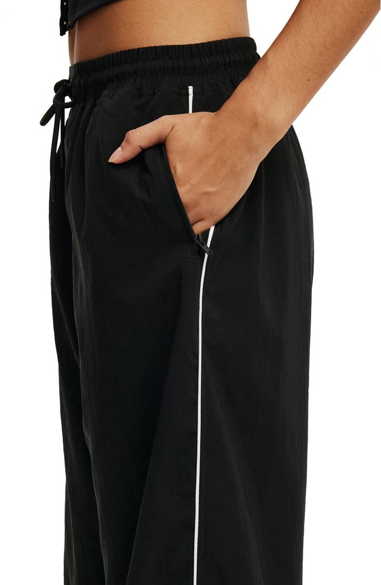 COTTON ON BODY Women's Active Baggy Woven Sweatpant, Alternate, color, Black