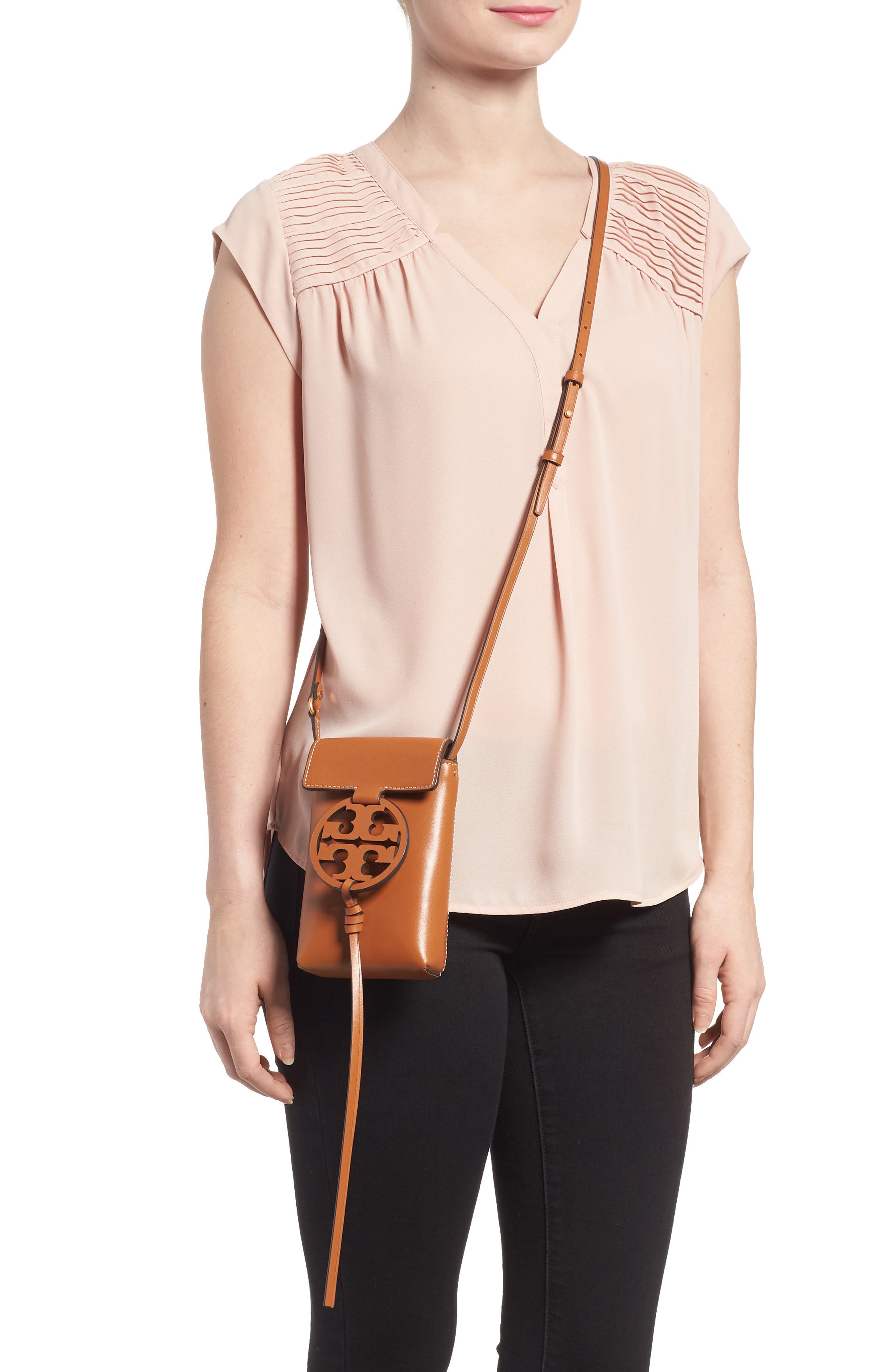 Tory Burch Miller Leather Phone Crossbody Bag, Alternate, color, 