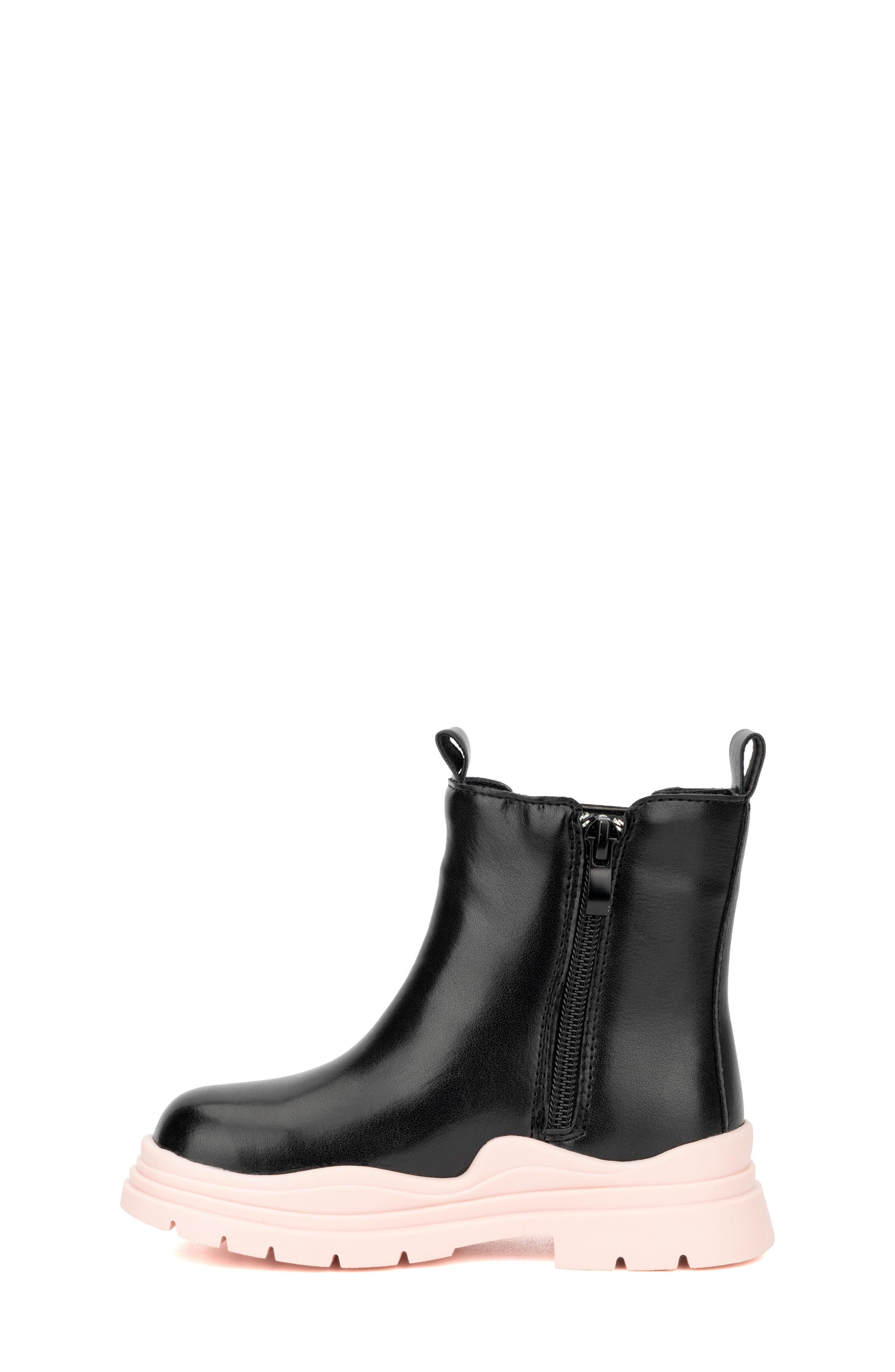 OLIVIA MILLER Chelsea Boot, Alternate, color, Black