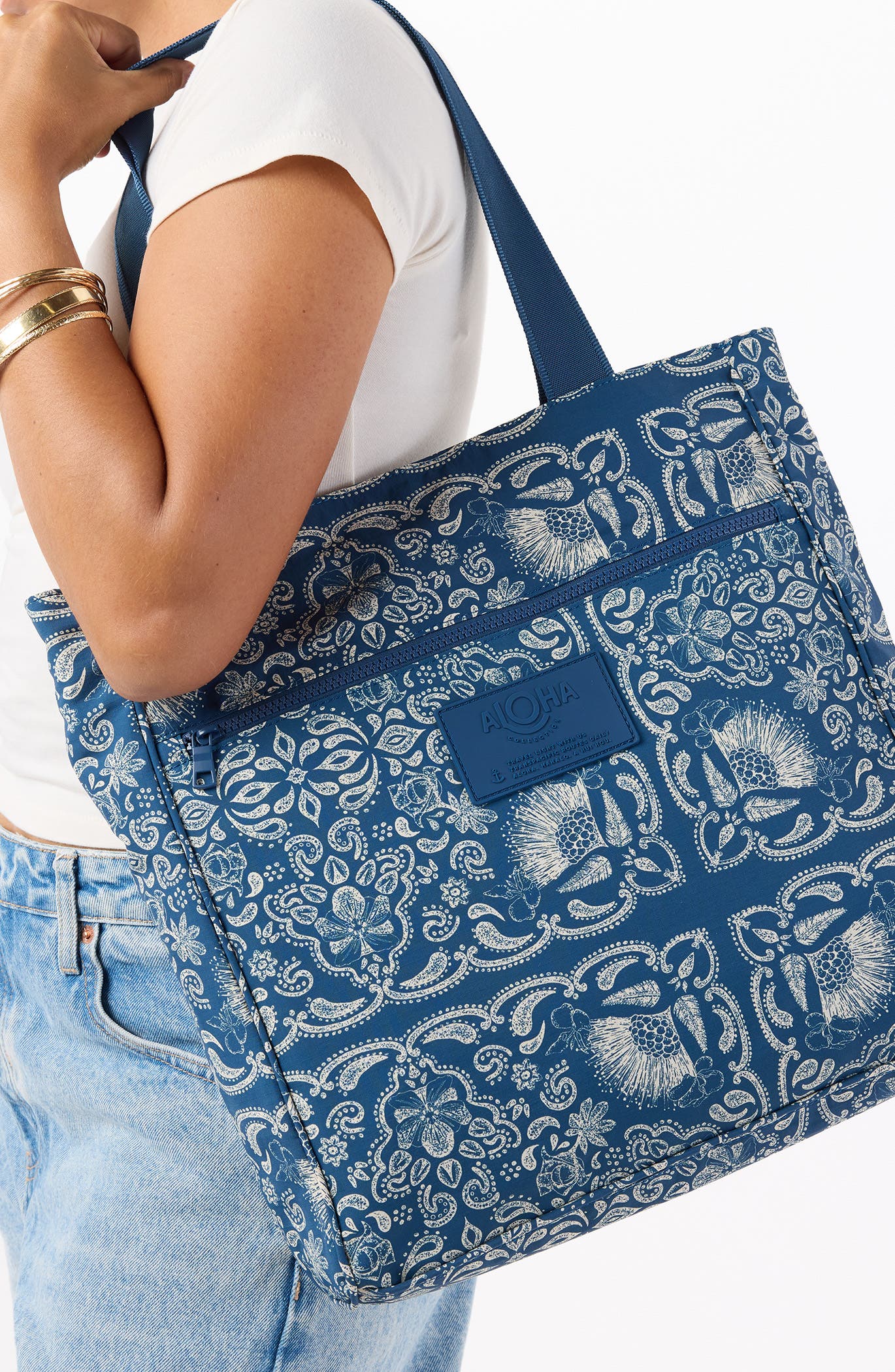 Aloha Collection Rodeo Daily Tote, Alternate, color, Denim