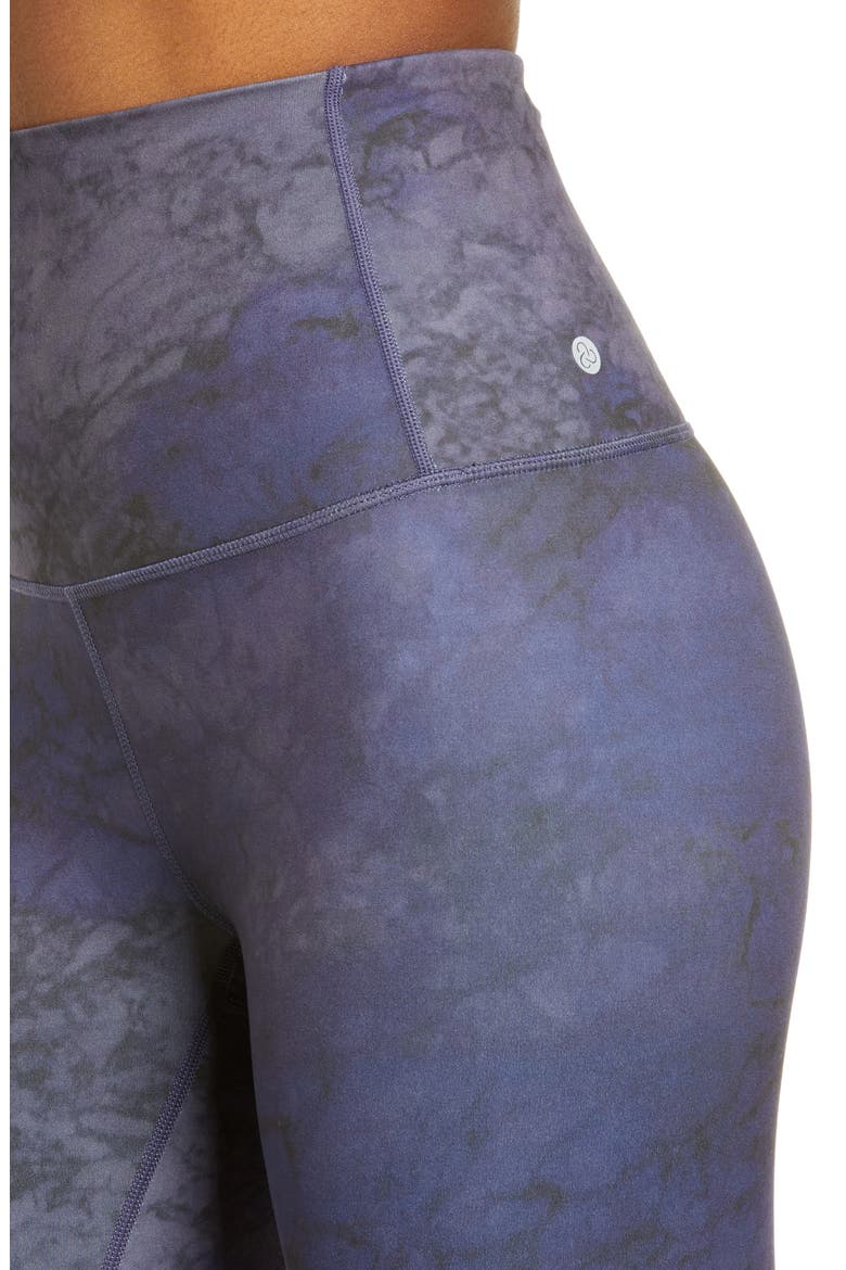 Renew Print Ultrahigh Waist Leggings, Alternate, color, BLUE MARBLED PRINT