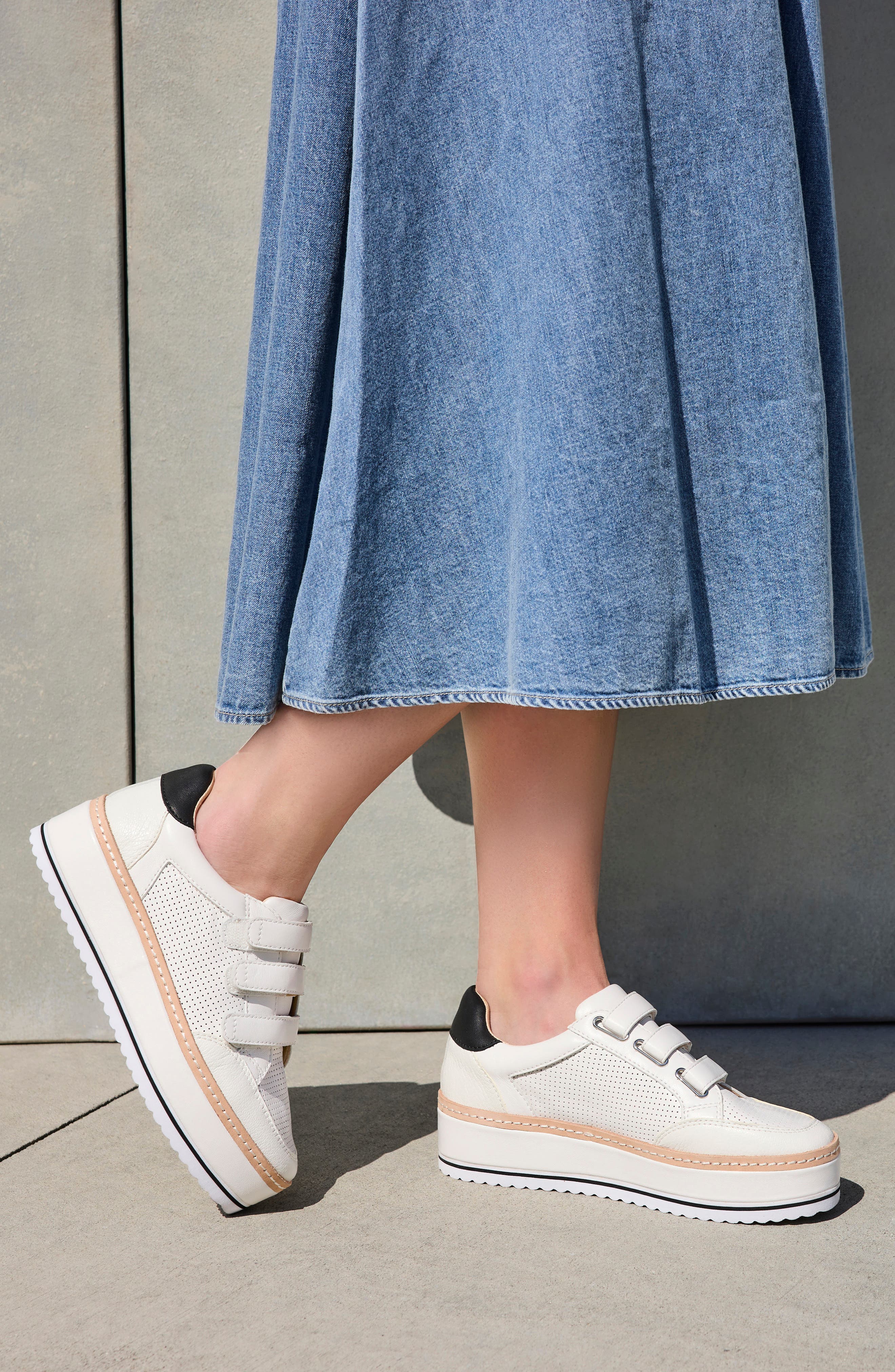 Donald Pliner Platform Sneaker, Alternate, color, Off White